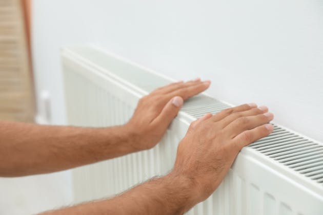 Radiator not heating up? Causes & safe checks to try